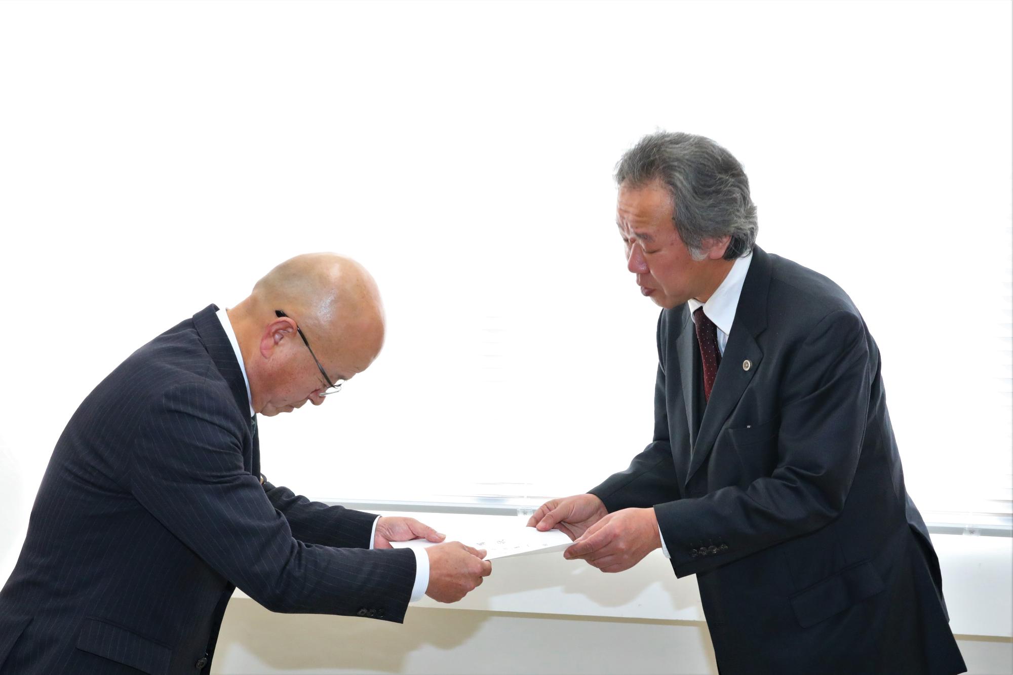 情報公開・個人情報会議