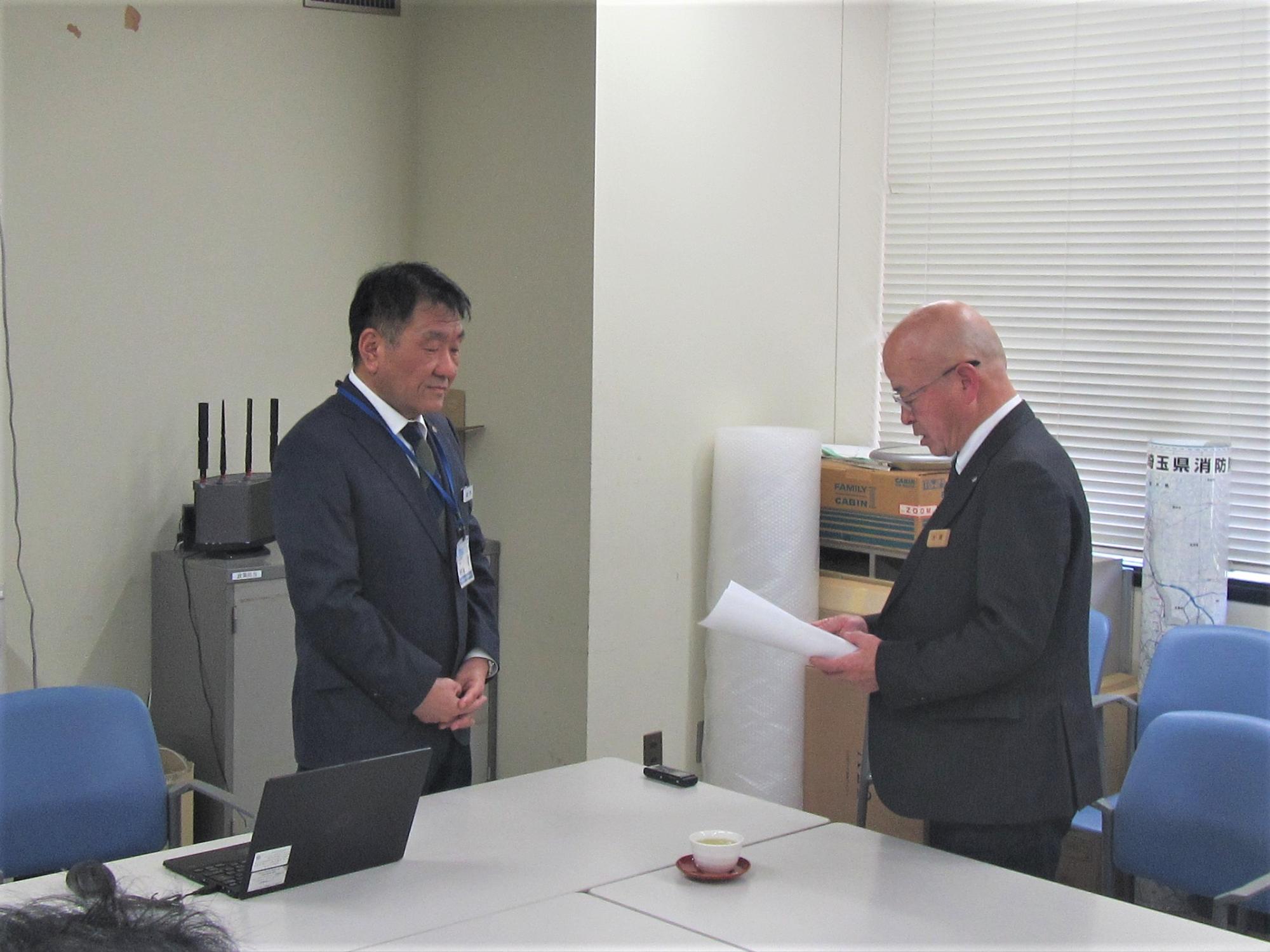 嵐山小川インターチェンジ・熊谷間広域幹線道路整備の要望書提出